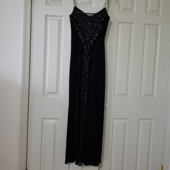 Black velvet, beaded, floor-length dress - Picture 2 of 9